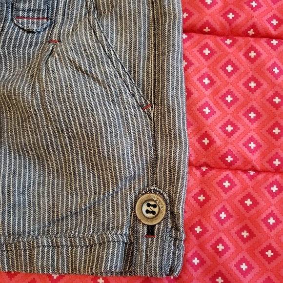 2 for 15. O'Neill striped denim shorts in Size 5 - Picture 9 of 10